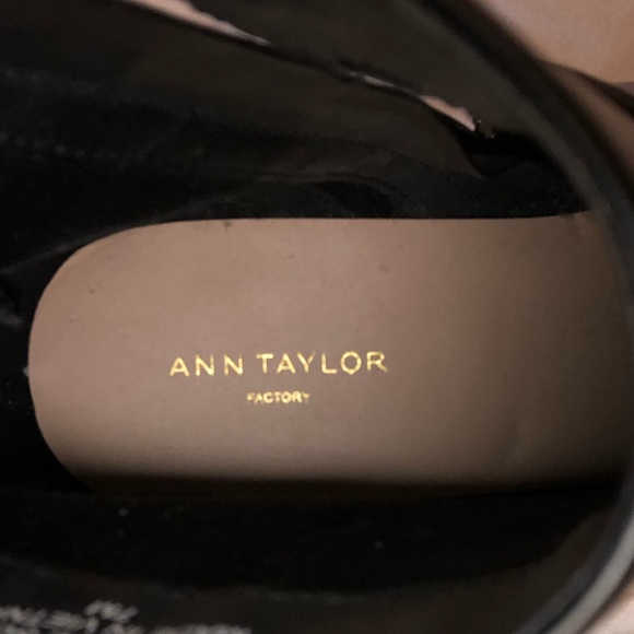 NWOT-Ann Taylor Factory Black Wedge heel Ankle Boots - Picture 7 of 8